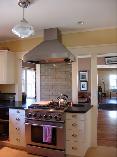 10. range, view to dining & living